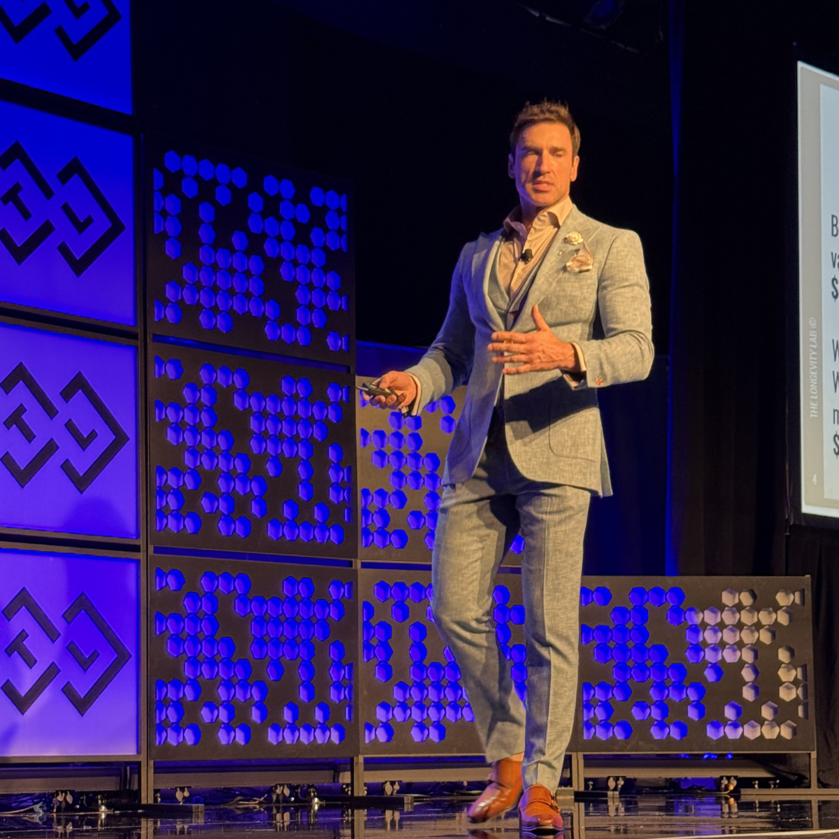 Dr. Jonathan Schoeff